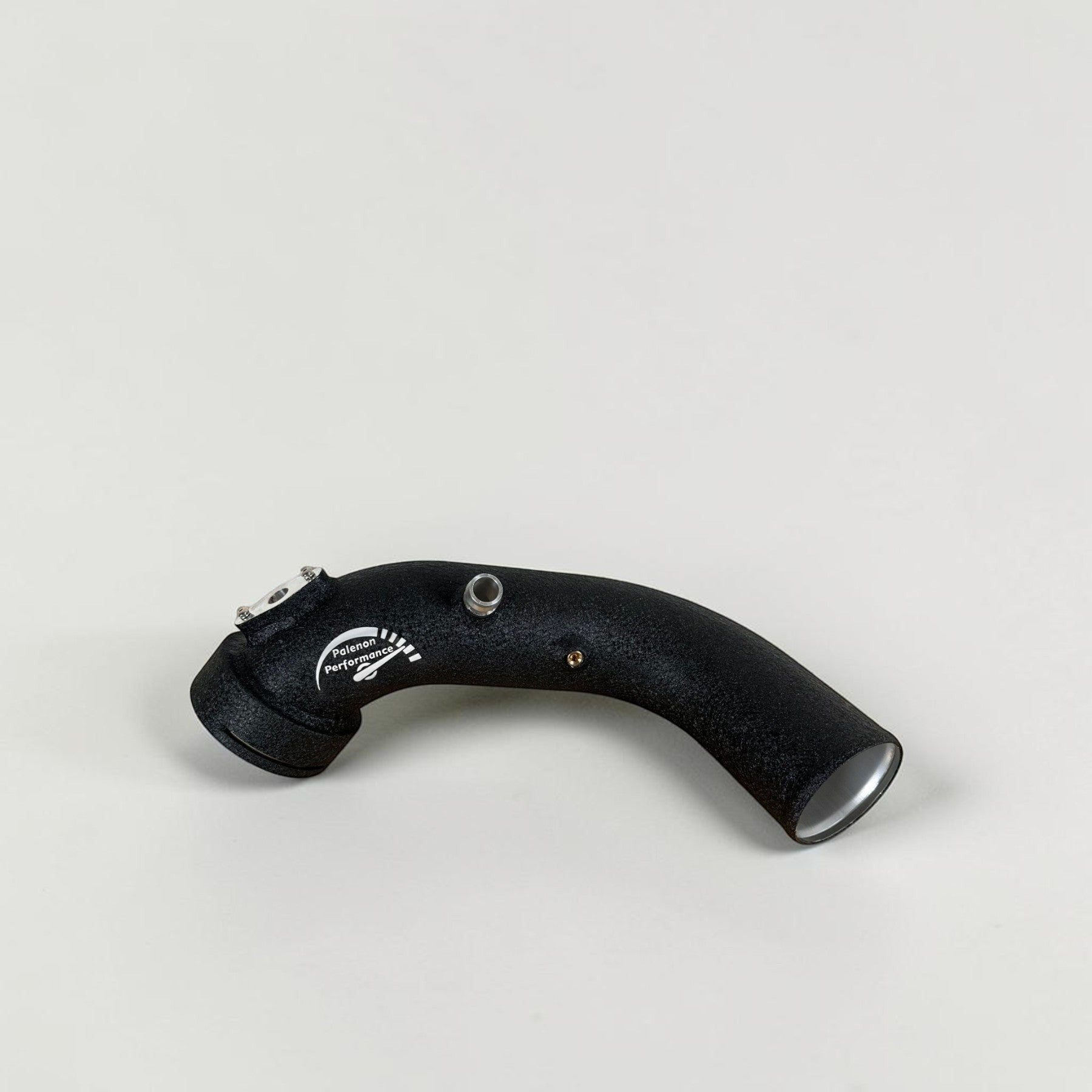 Palenon Performance wrinkle black aluminum charge pipe for BMW N55 engines with CNC-machined flanges.