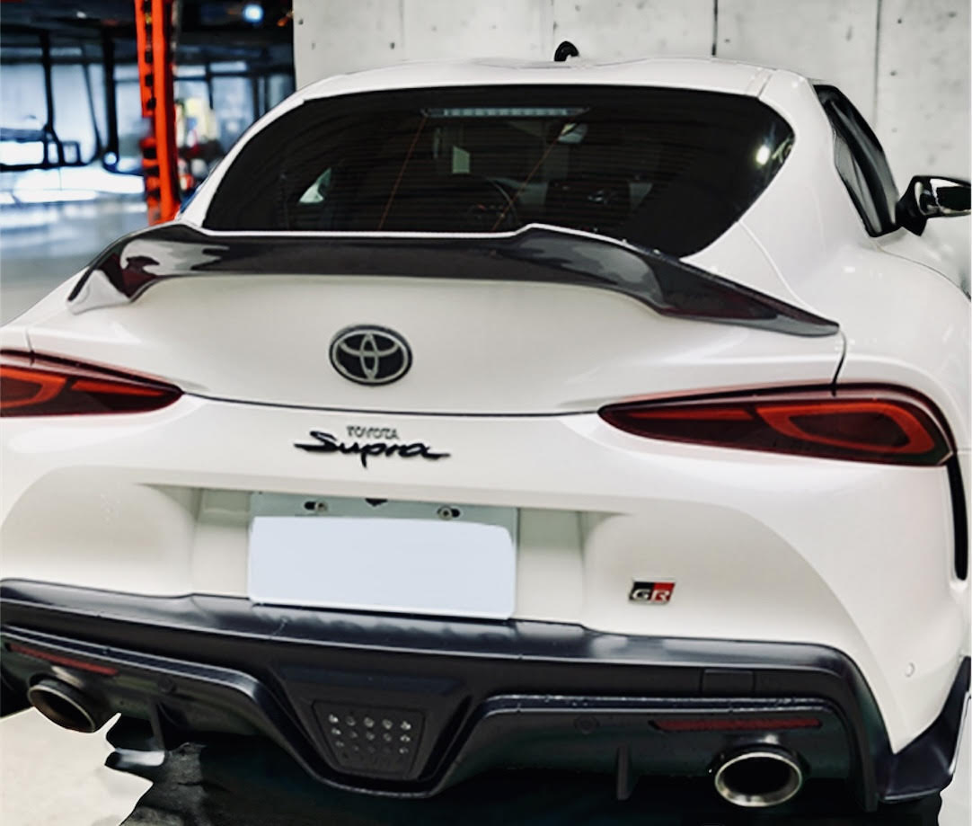 Toyota Supra V Type Trunk Spoiler - HoneyComb Carbon Fiber