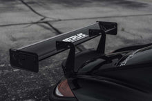 Load image into Gallery viewer, Rear Wing Kit, Includes Carbon Spoiler - 987 Porsche Cayman