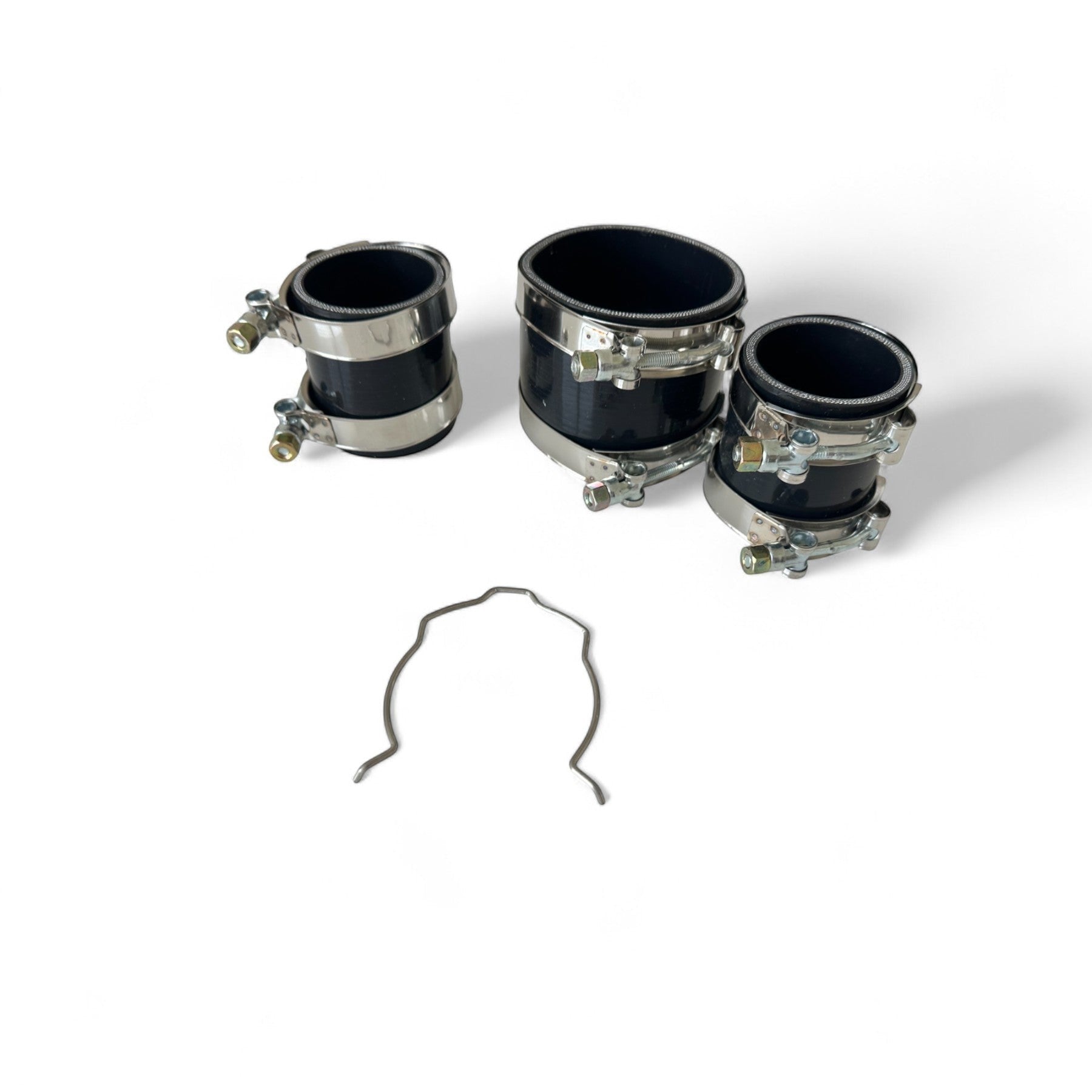 Palenon Performance S55 silicone couplers and metal clips for BMW F8X charge pipe installation