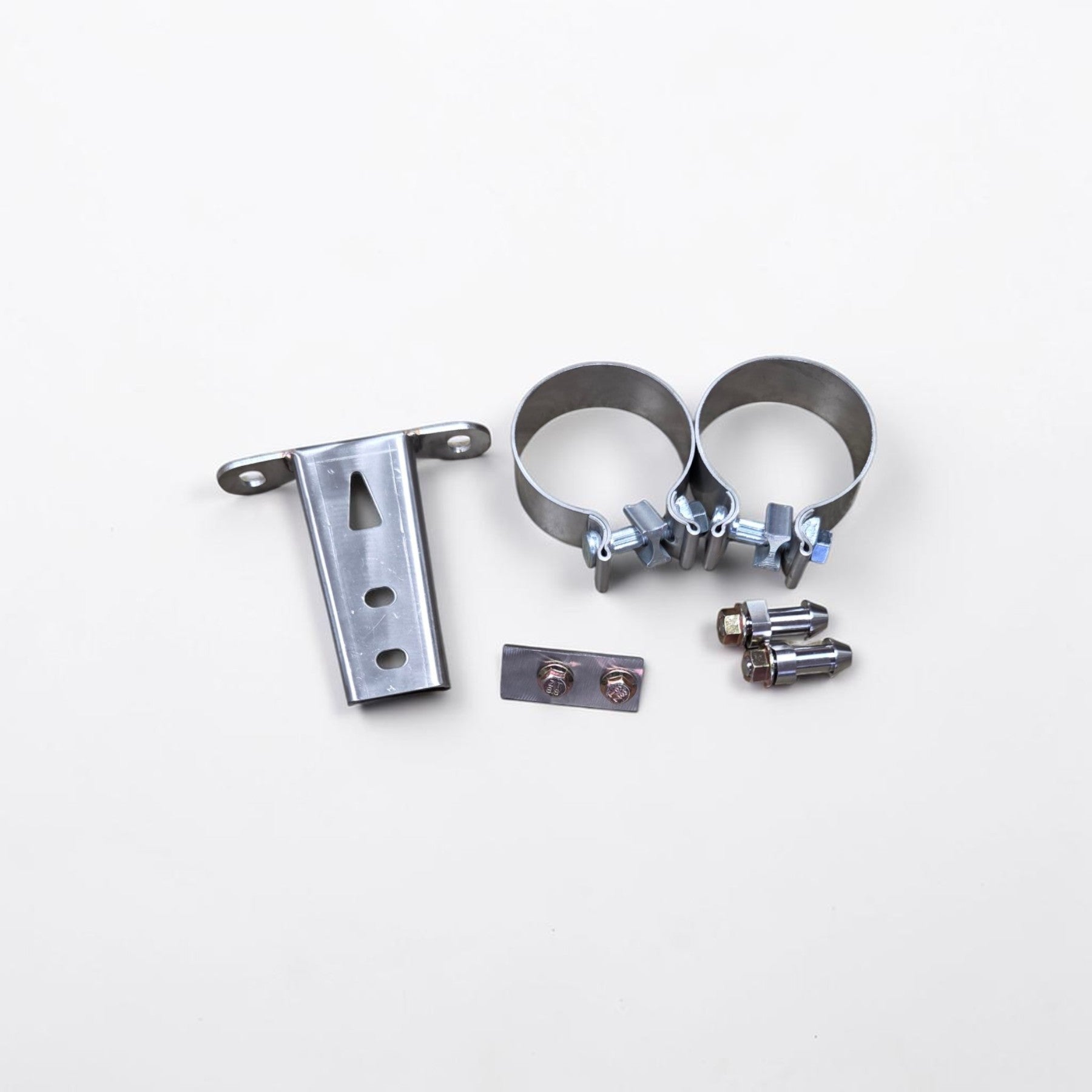 Palenon Performance stainless steel mounting hardware kit including brackets, clamps, and bolts for VW Golf MK7 downpipe