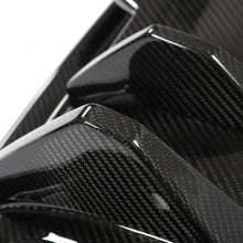 Cargar imagen en el visor de la galería, Audi RS3 8Y Sedan Carbon Fiber Rear Diffuser close photo