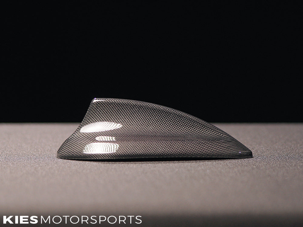 Kies Carbon BMW 1x1 Carbon Fiber Shark Fin Antenna Overlay - F Series/G Series